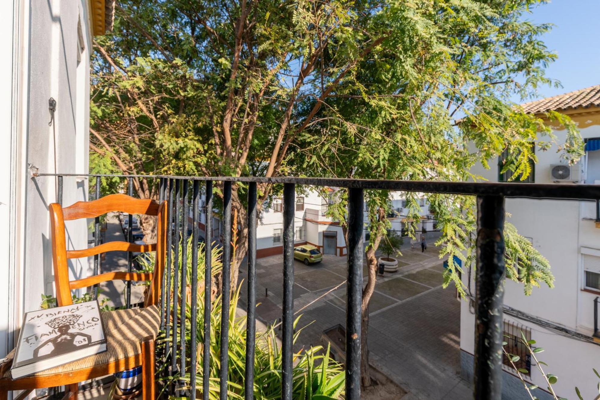 Apartamento Triana Los Remedios Sevilla Eksteriør bilde