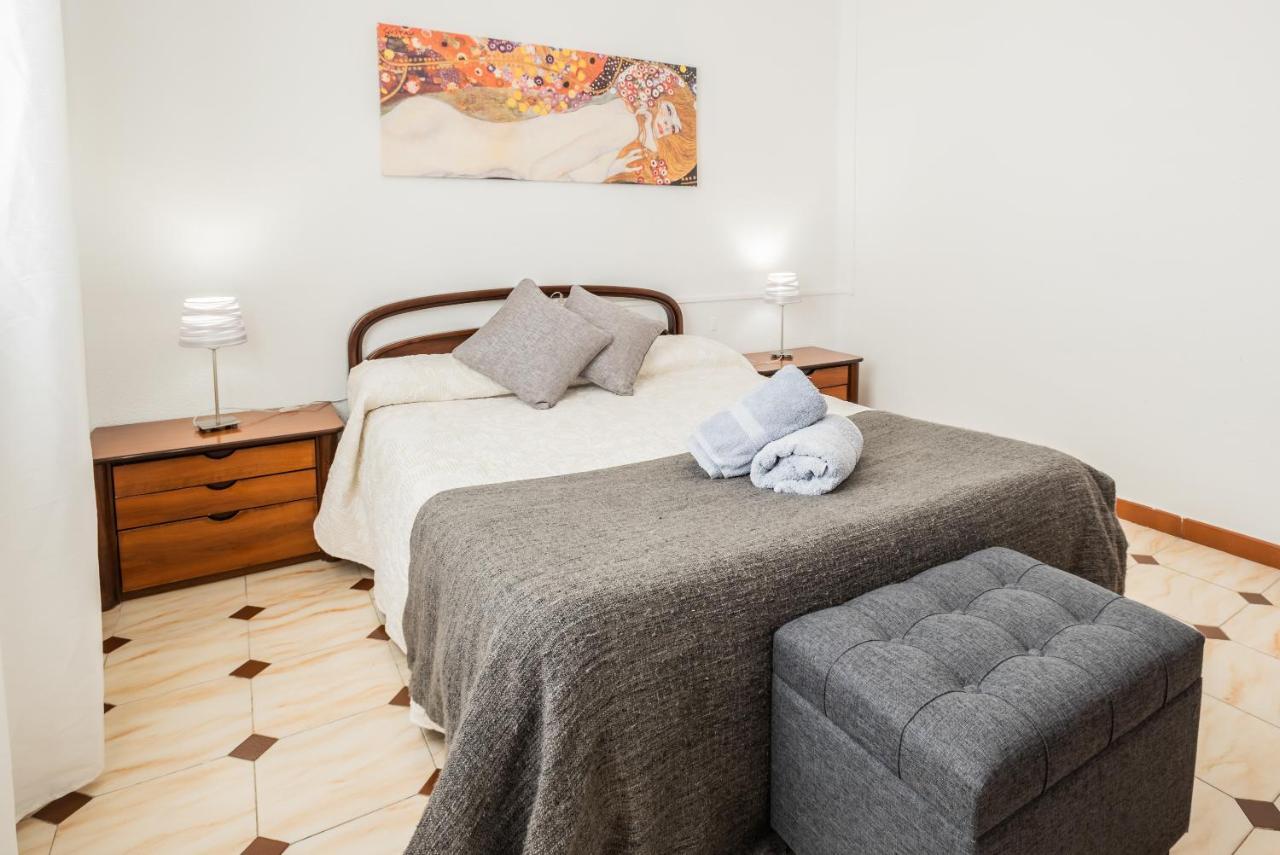 Apartamento Triana Los Remedios Sevilla Eksteriør bilde